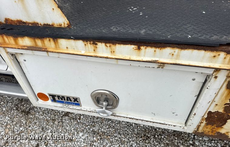 image for item EN0798 2015 RAM 5500 utility / service truck