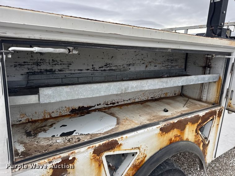 image for item EN0798 2015 RAM 5500 utility / service truck