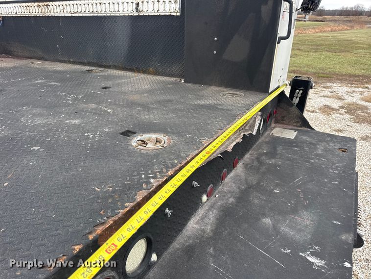 image for item EN0798 2015 RAM 5500 utility / service truck