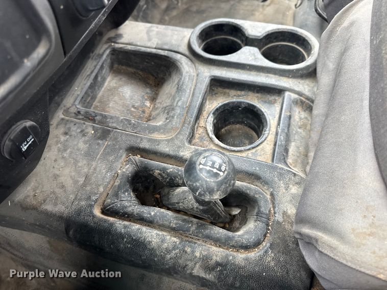 image for item EN0798 2015 RAM 5500 utility / service truck