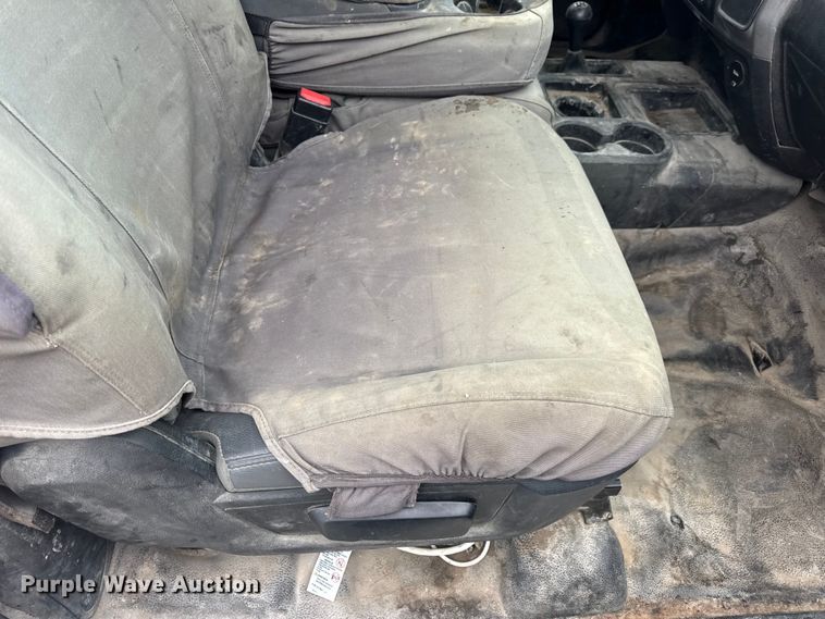 image for item EN0798 2015 RAM 5500 utility / service truck