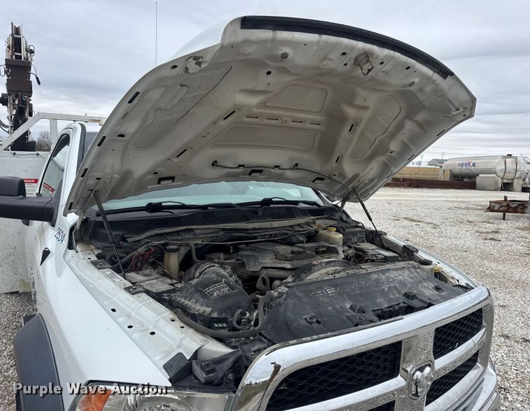 image for item EN0798 2015 RAM 5500 utility / service truck