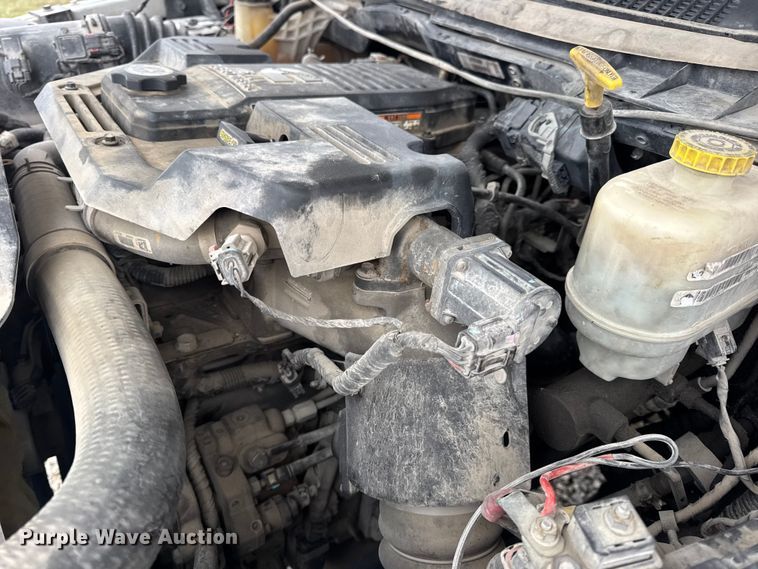 image for item EN0798 2015 RAM 5500 utility / service truck