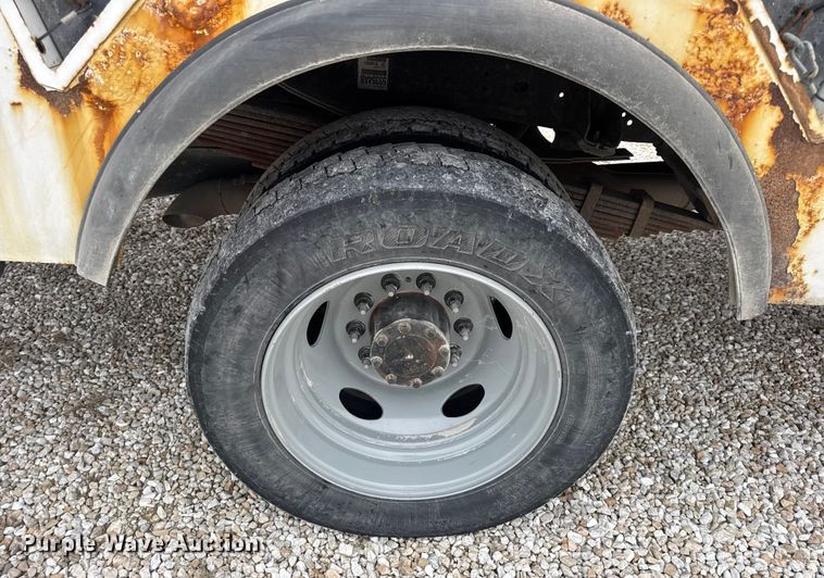 image for item EN0798 2015 RAM 5500 utility / service truck