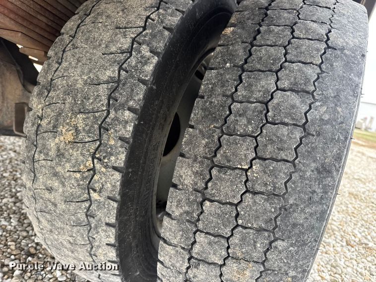 image for item EN0798 2015 RAM 5500 utility / service truck