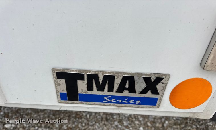 image for item EN0798 2015 RAM 5500 utility / service truck