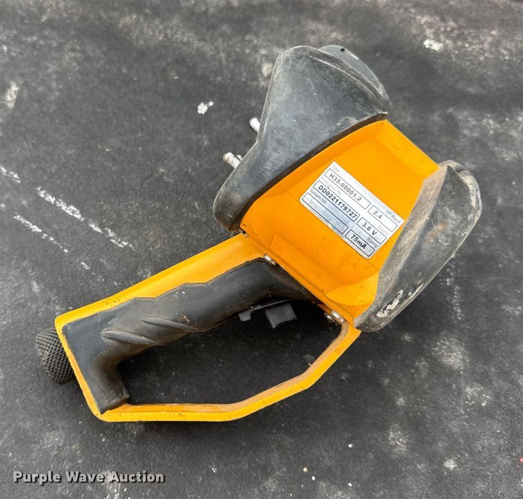 image for item EN0798 2015 RAM 5500 utility / service truck