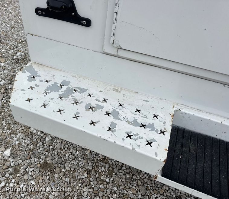 image for item EN0799 2018 Chevrolet Express G3500 utility van