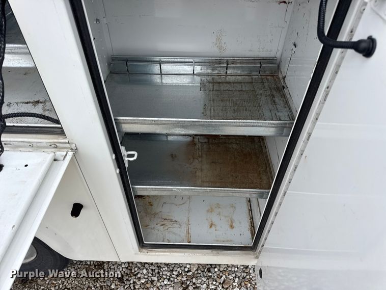 image for item EN0799 2018 Chevrolet Express G3500 utility van