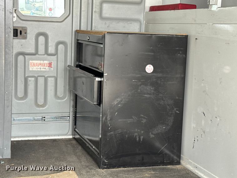 image for item EN0799 2018 Chevrolet Express G3500 utility van