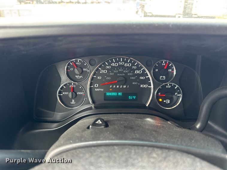 image for item EN0799 2018 Chevrolet Express G3500 utility van