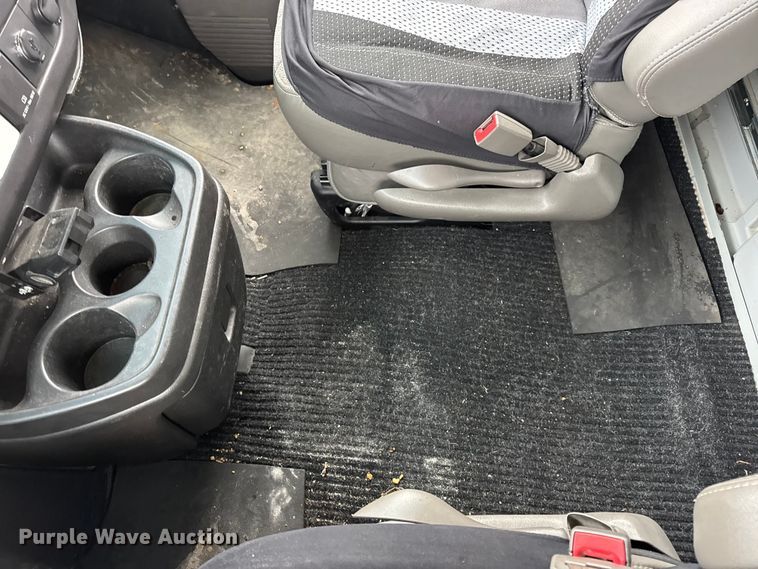 image for item EN0799 2018 Chevrolet Express G3500 utility van