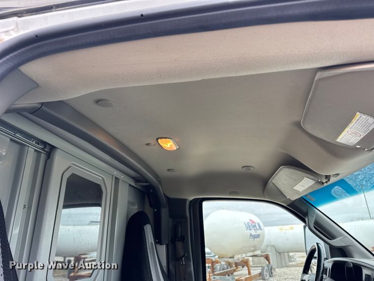 image for item EN0799 2018 Chevrolet Express G3500 utility van