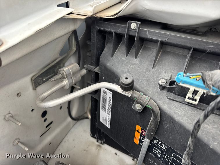 image for item EN0799 2018 Chevrolet Express G3500 utility van