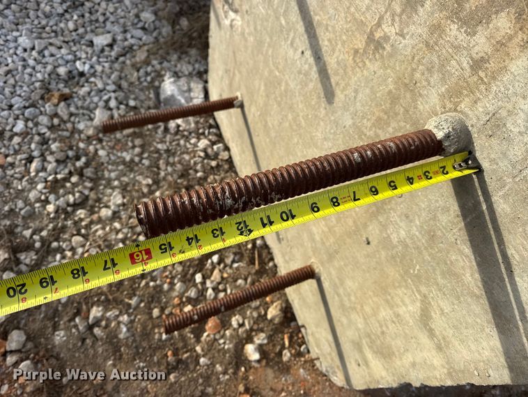 image for item EN0806 (19) concrete blocks