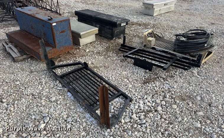 image for item EN0807 Truck parts