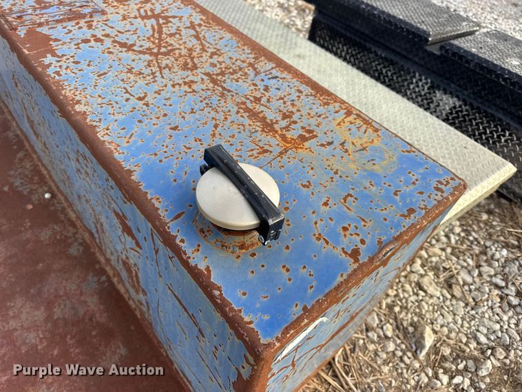 image for item EN0807 Truck parts