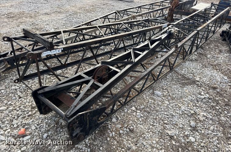 image for item EN0808 (4) crane jibs