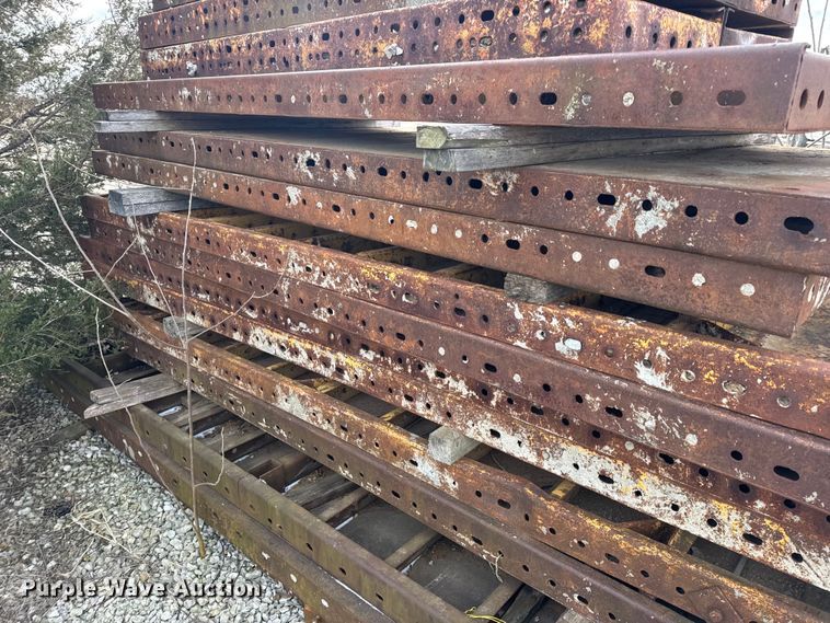 image for item EN0810 (22) concrete forms