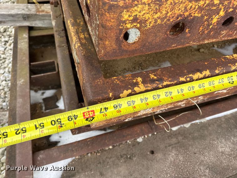 image for item EN0810 (22) concrete forms