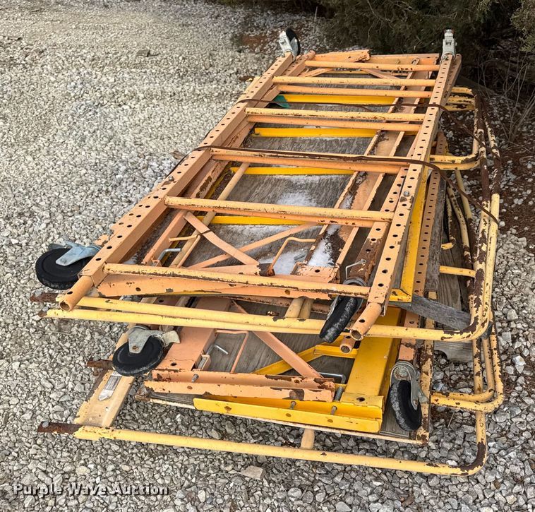 image for item EN0811 Metaltech scaffolding