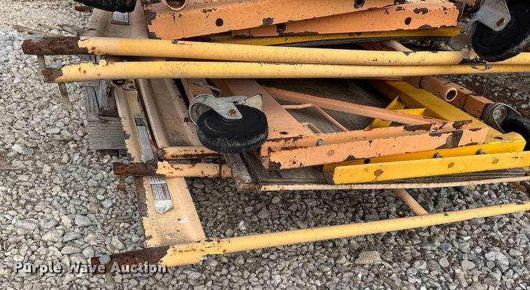 image for item EN0811 Metaltech scaffolding