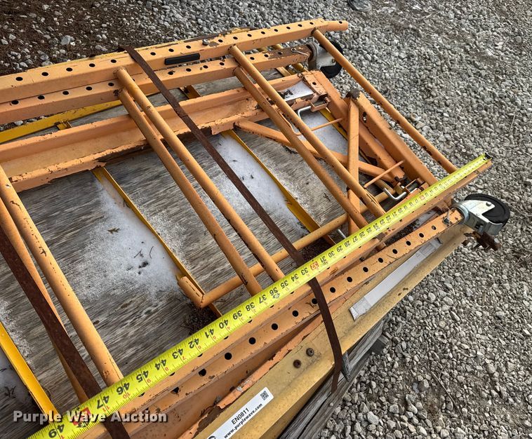 image for item EN0811 Metaltech scaffolding