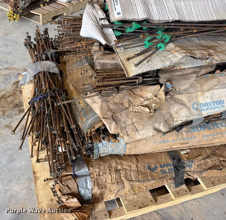 image for item EN0813 Snap ties