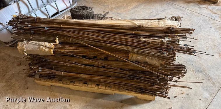 image for item EN0813 Snap ties