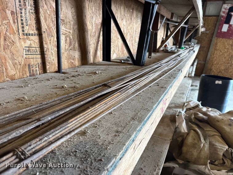 image for item EN0813 Snap ties