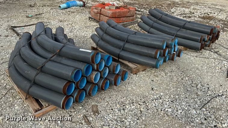 image for item EN0814 (42) pieces of pipe