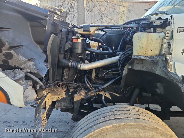 image for item EO4908 1998 Ford F-800 tack distributor truck 