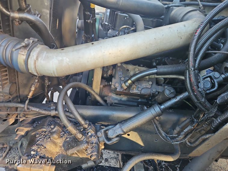 image for item EO4908 1998 Ford F-800 tack distributor truck 