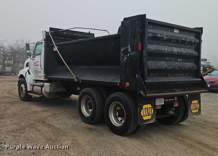 image for item EO4909 2006 Sterling Truck A9500 Series dump truck