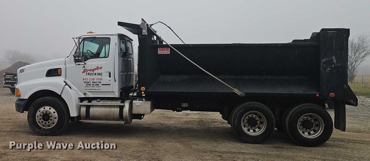 image for item EO4909 2006 Sterling Truck A9500 Series dump truck