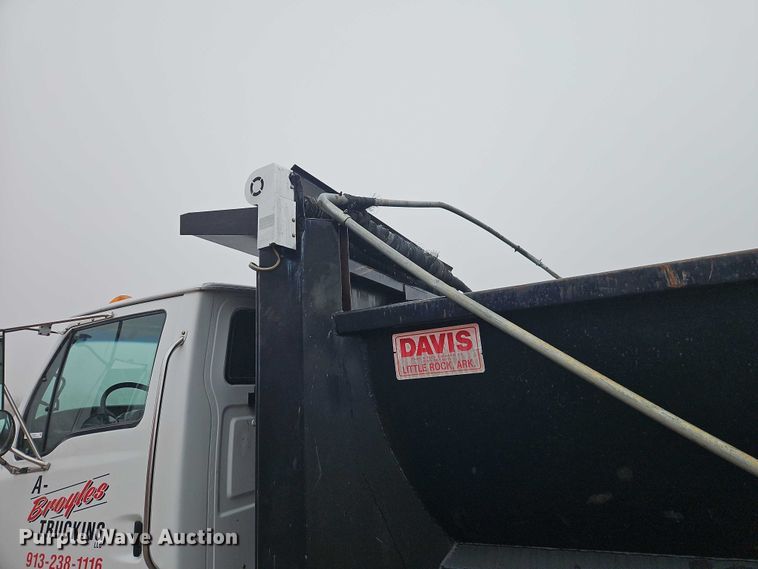 image for item EO4909 2006 Sterling Truck A9500 Series dump truck