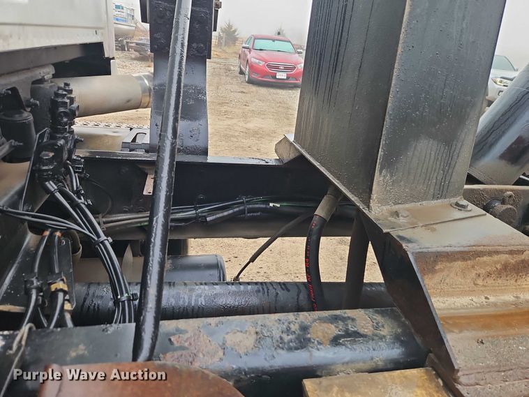 image for item EO4909 2006 Sterling Truck A9500 Series dump truck