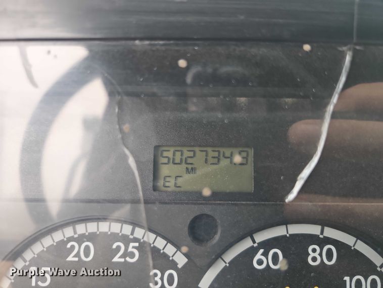 image for item EO4909 2006 Sterling Truck A9500 Series dump truck