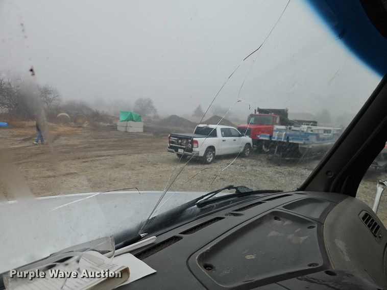 image for item EO4909 2006 Sterling Truck A9500 Series dump truck