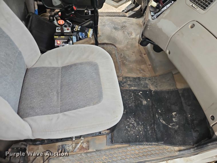 image for item EO4909 2006 Sterling Truck A9500 Series dump truck