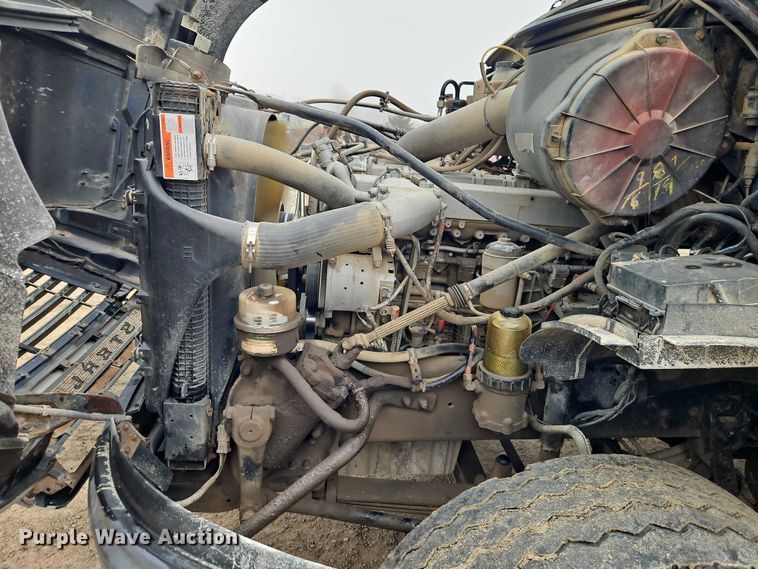 image for item EO4909 2006 Sterling Truck A9500 Series dump truck