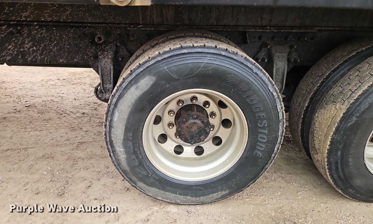 image for item EO4909 2006 Sterling Truck A9500 Series dump truck