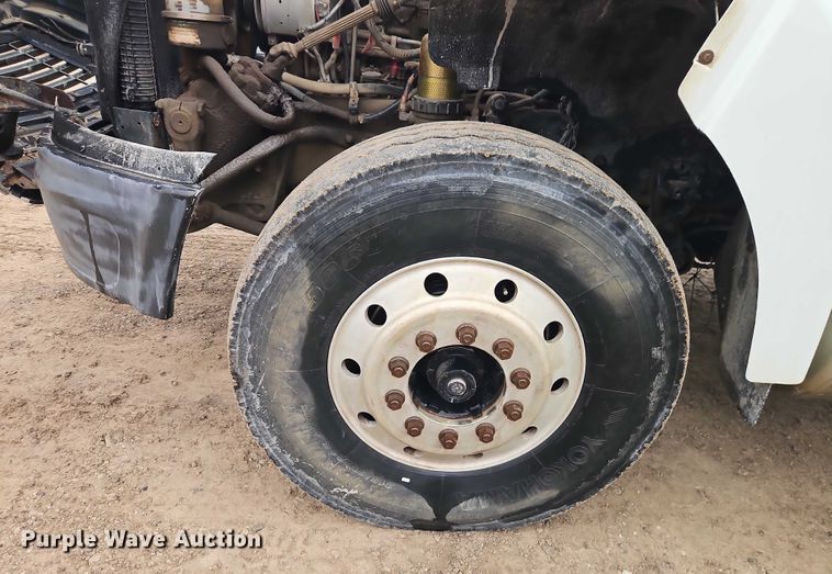 image for item EO4909 2006 Sterling Truck A9500 Series dump truck