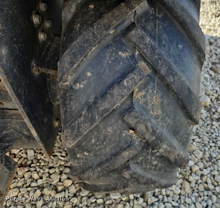 image for item EO4913 Ditch Witch 255SX vibratory cable plow