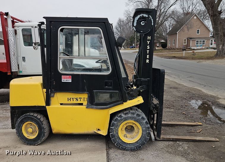 image for item EO4917 Hyster H60 forklift