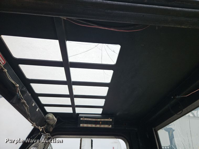 image for item EO4917 Hyster H60 forklift