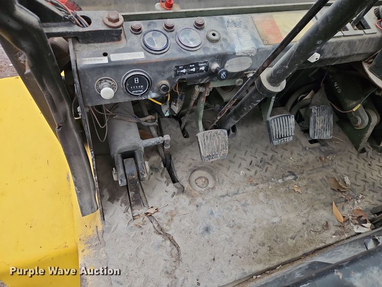 image for item EO4917 Hyster H60 forklift