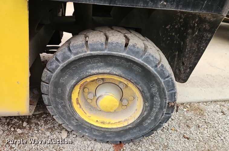 image for item EO4917 Hyster H60 forklift