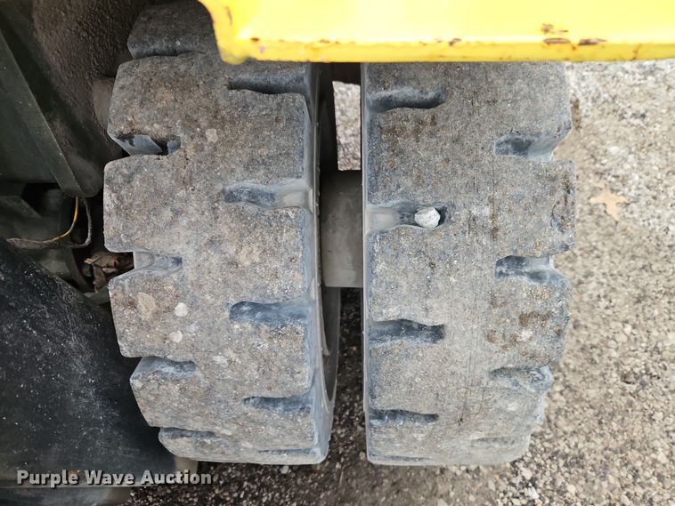 image for item EO4917 Hyster H60 forklift