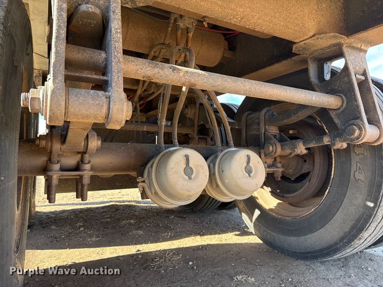 image for item EP2729 2009 Trailstar end dump trailer